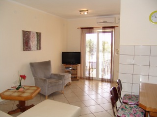 App 3